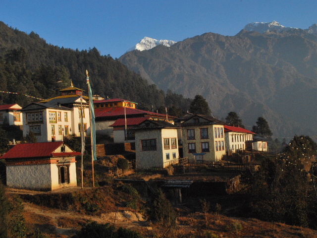 monastere Tashingdo news 12  Nepal invisible