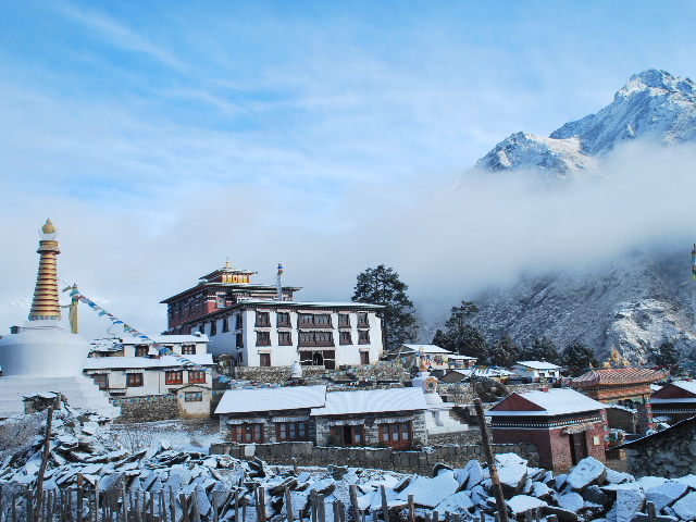 Monastere de Tangboche news  16  Nepal invisible